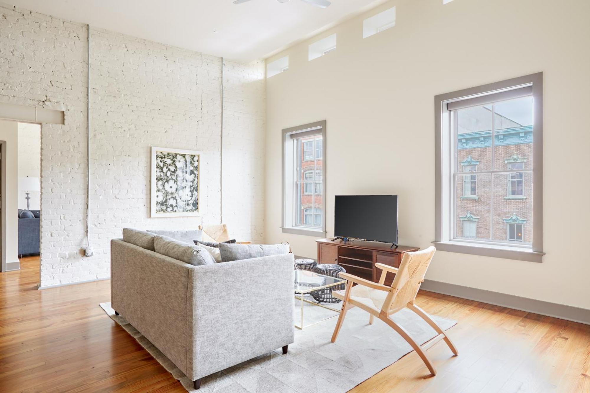 Sonder By Marriott Bonvoy The Broughton Apartments Historic District ซาวานนาห์ ห้อง รูปภาพ