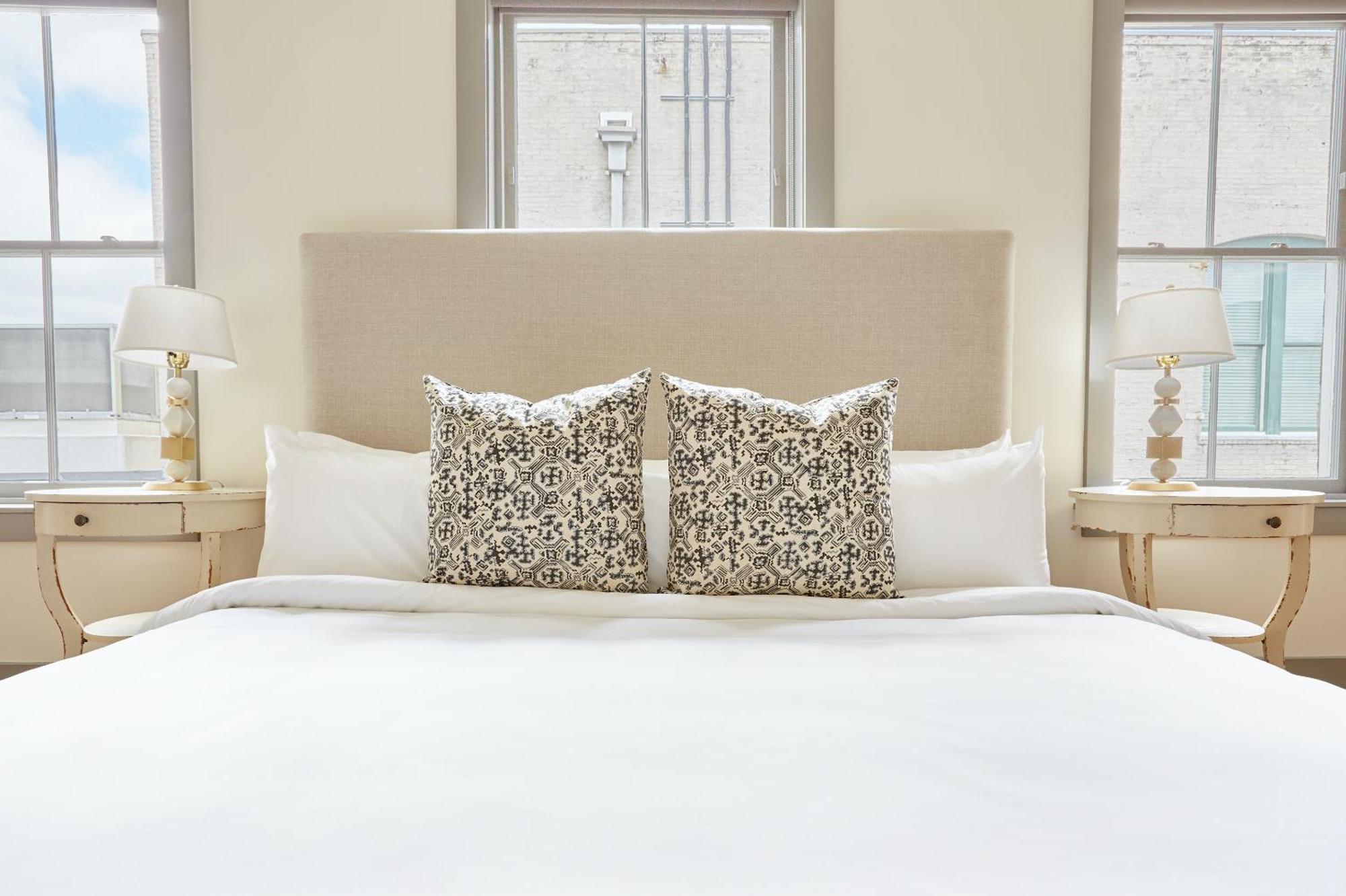 Sonder By Marriott Bonvoy The Broughton Apartments Historic District ซาวานนาห์ ห้อง รูปภาพ