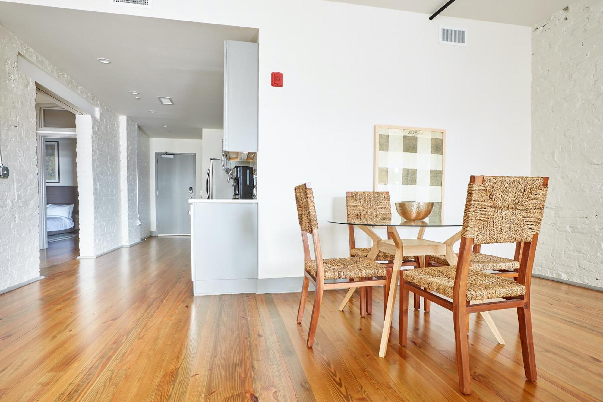 Sonder By Marriott Bonvoy The Broughton Apartments Historic District ซาวานนาห์ ห้อง รูปภาพ